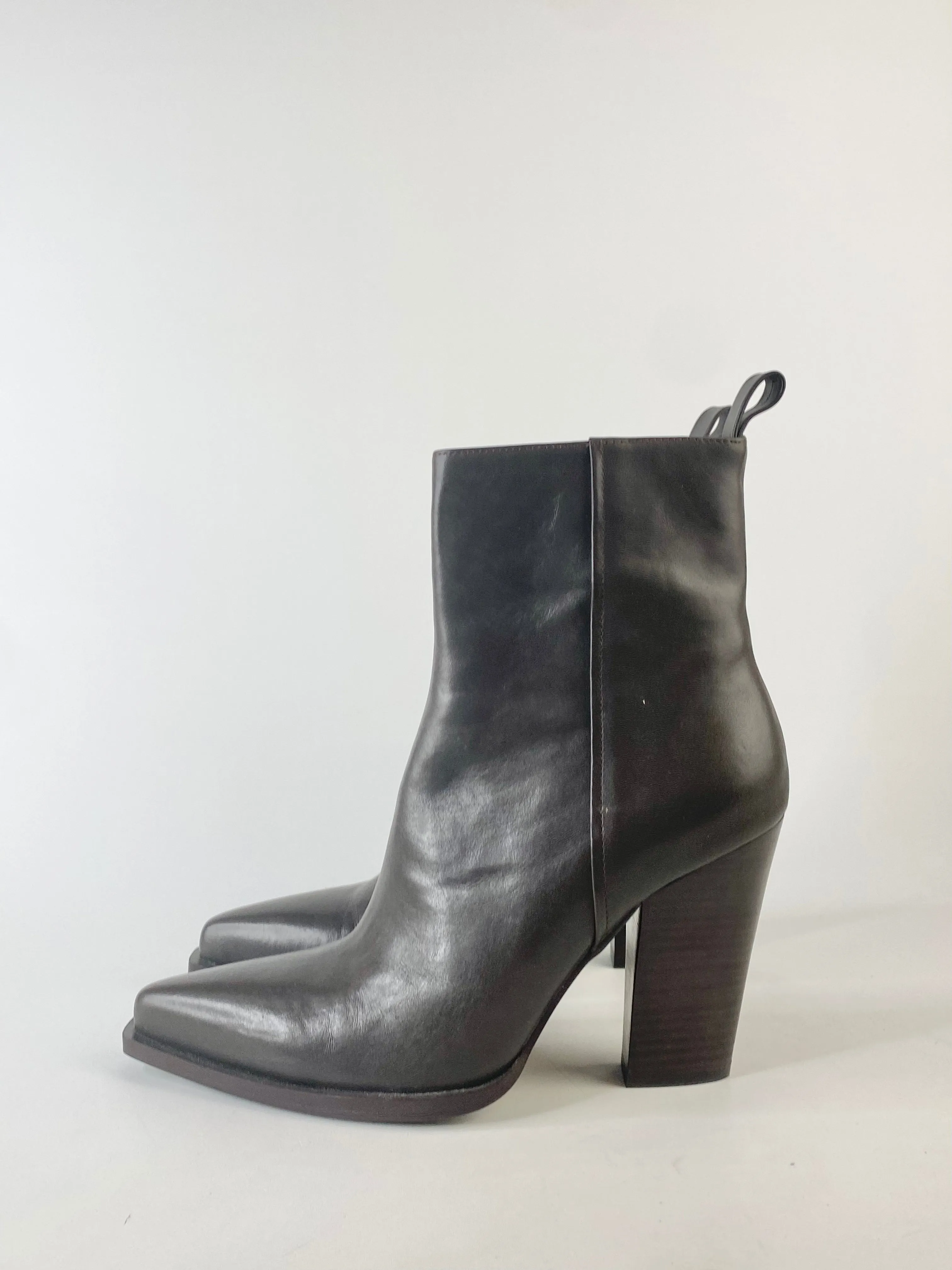 Alias Mae Umber Ankle Boots - EU39