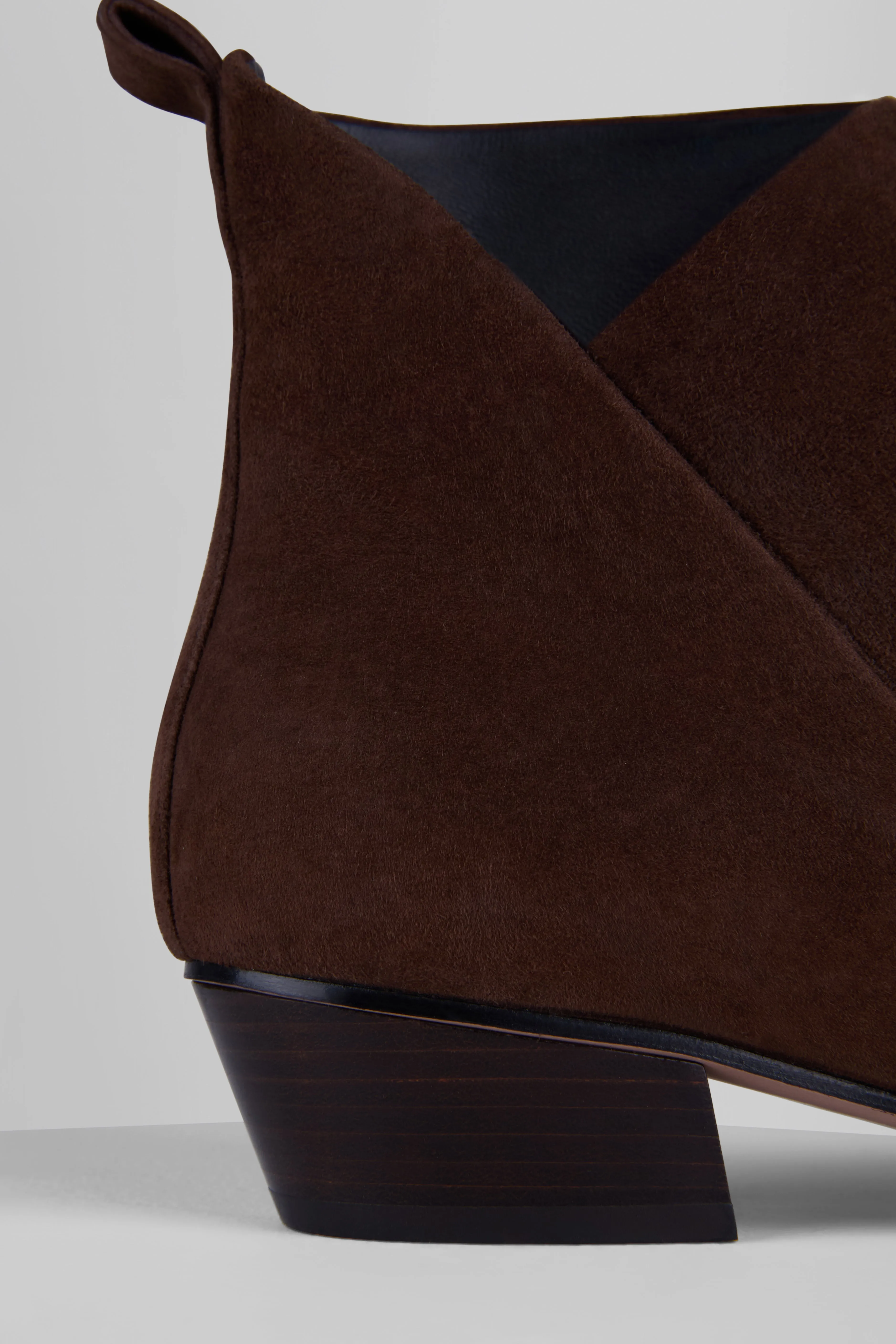 Cortina Boots in Bruciato Suede