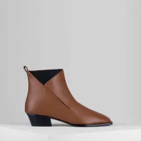 Cortina Boots in Cacao