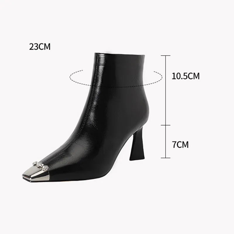 Elanteur Monarch Ankle Footwear