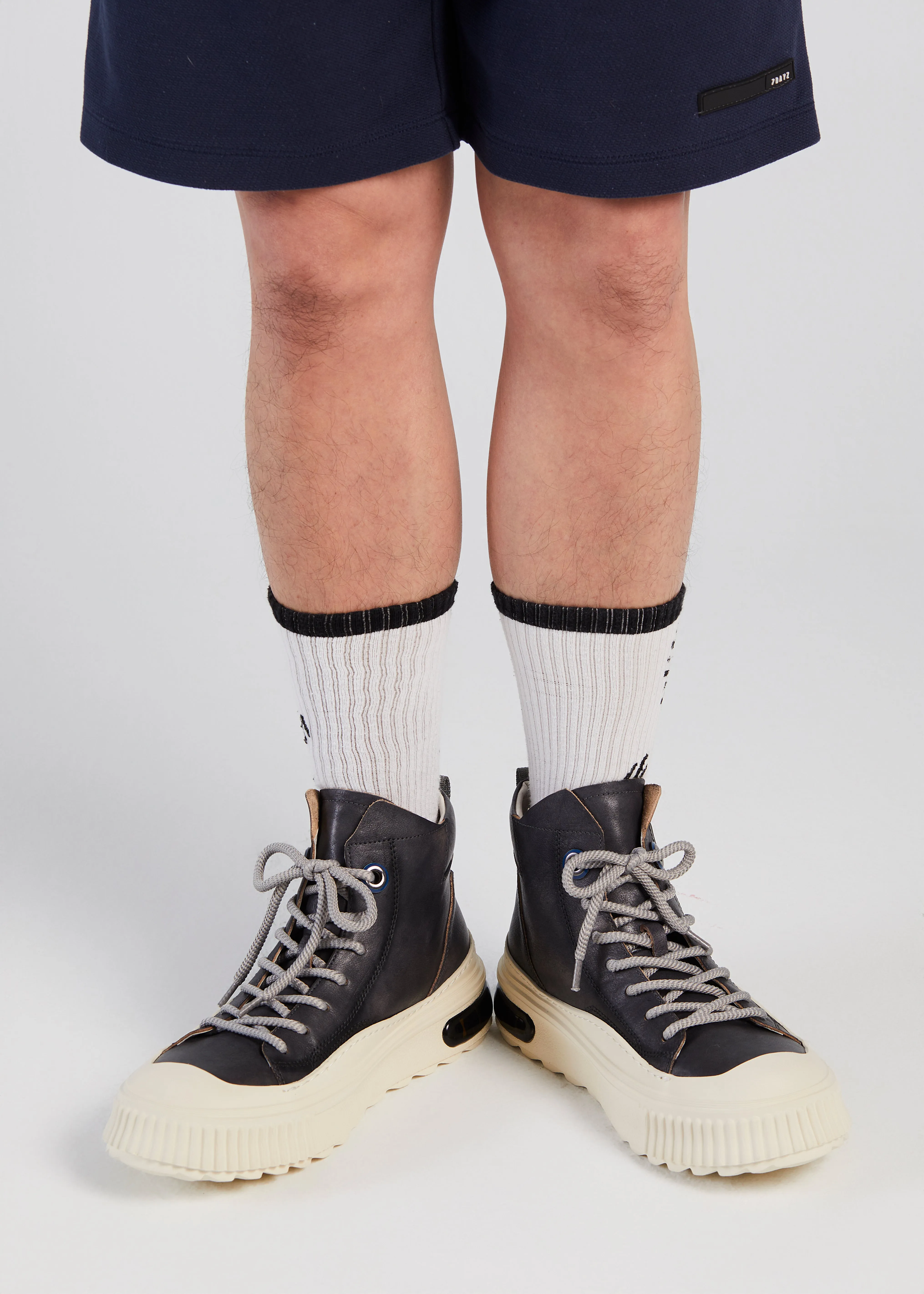 FARRELL MID CUT LEATHER SNEAKER GREY