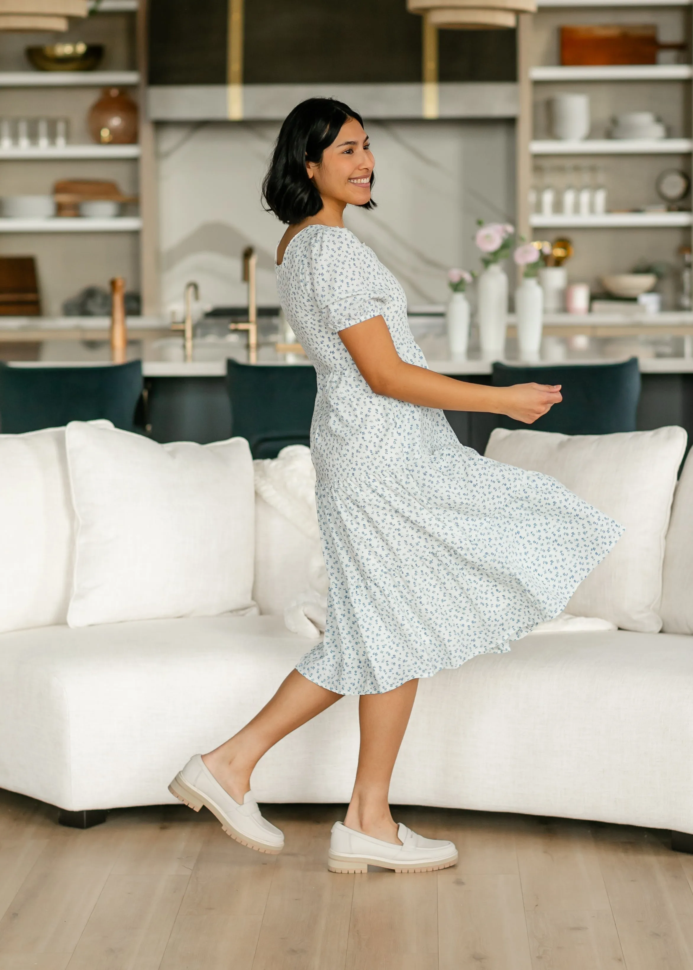 Square Neck Blue Floral Short Sleeve Midi Dress
