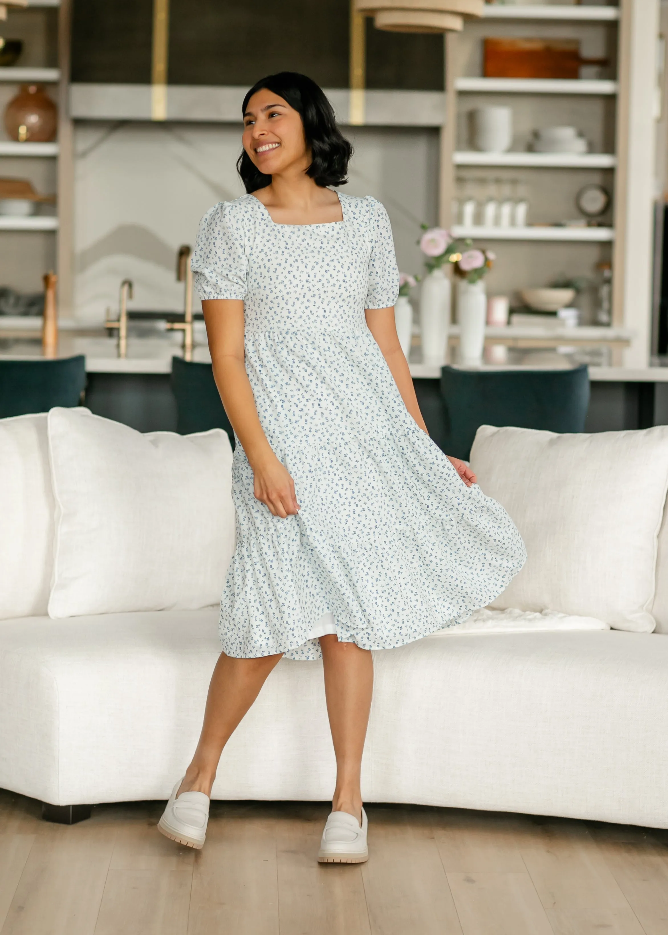 Square Neck Blue Floral Short Sleeve Midi Dress