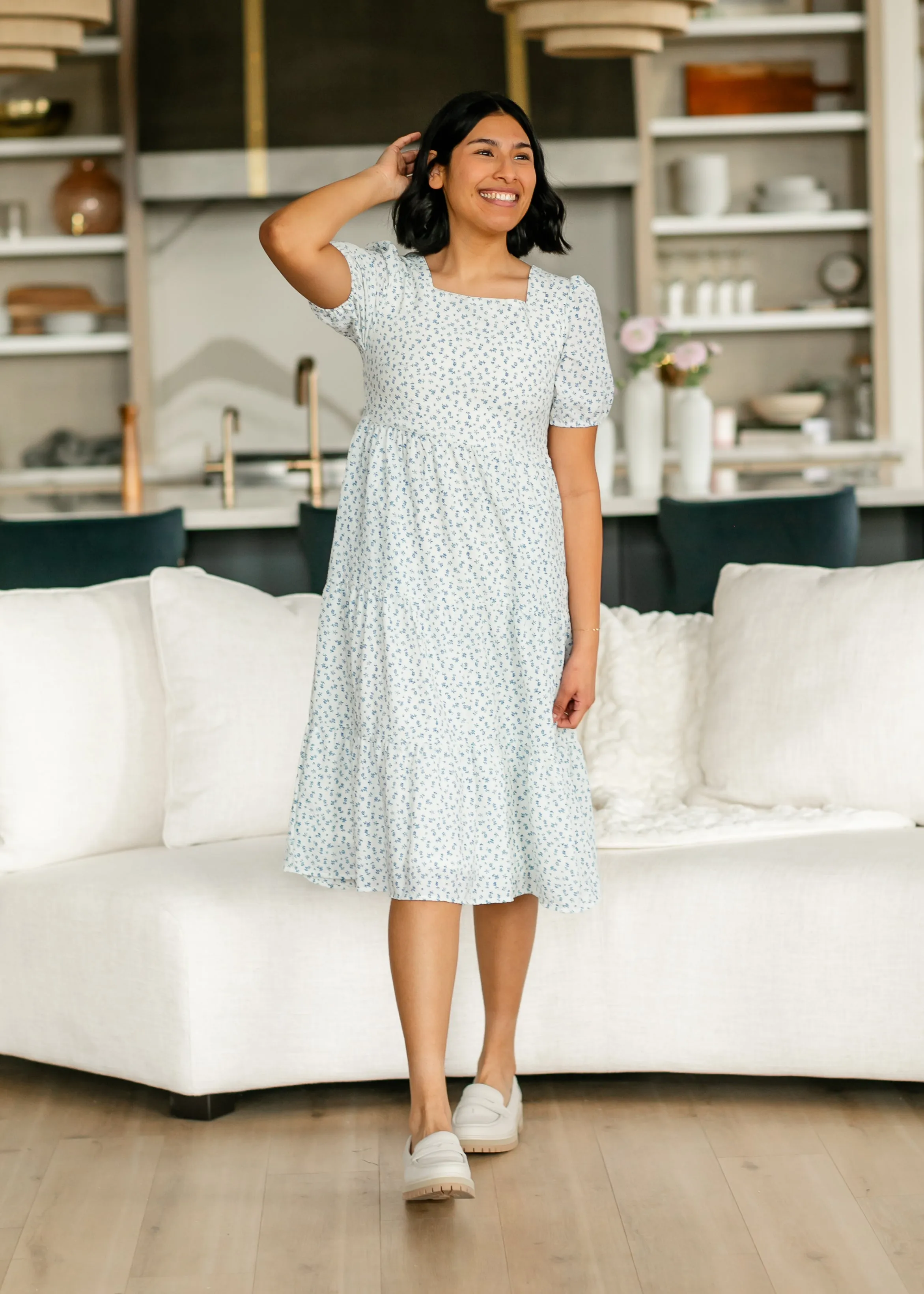 Square Neck Blue Floral Short Sleeve Midi Dress