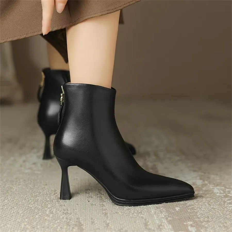 Zephyrique Silvareign Office Booties