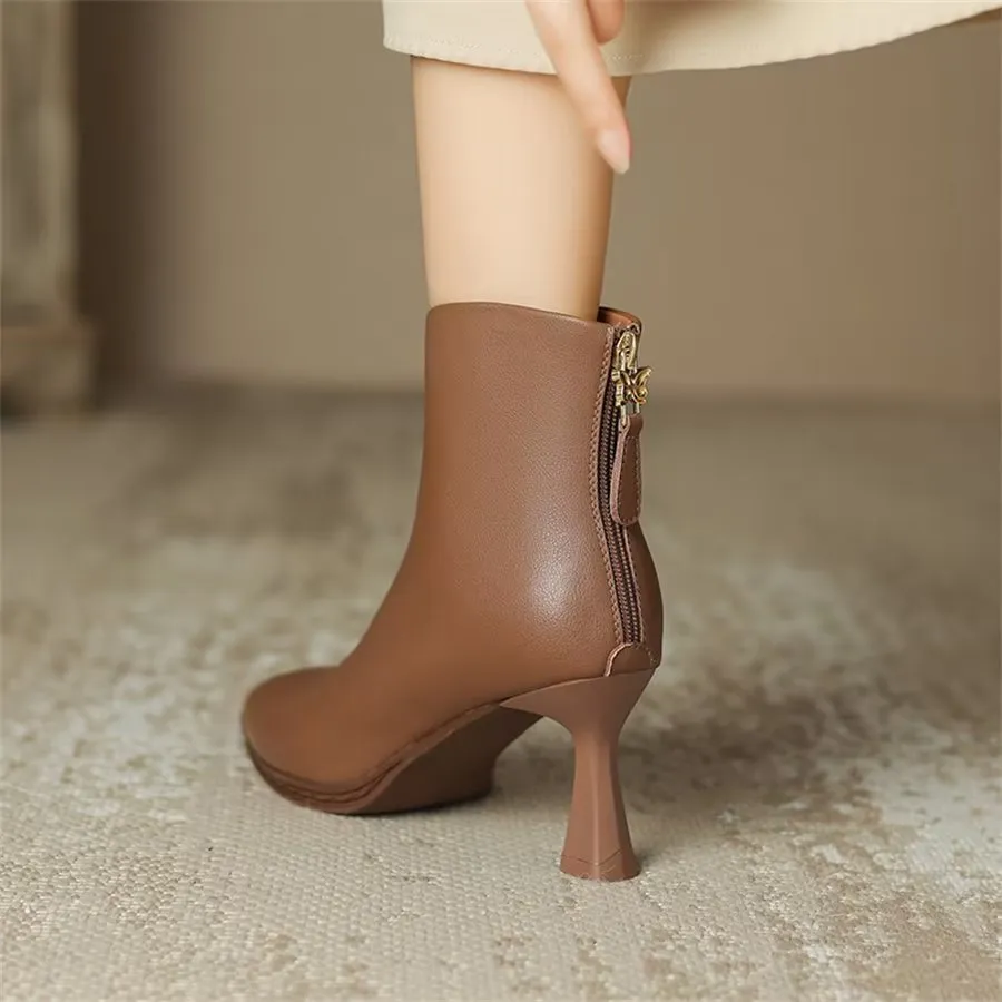 Zephyrique Silvareign Office Booties